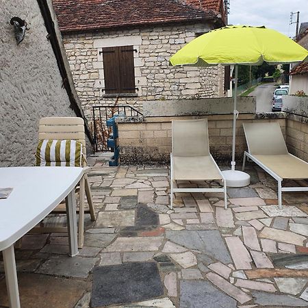 Le pigeonnier logement 4 personnes La maisonnette rénovée logement 2 personnes Floirac  Exterior foto